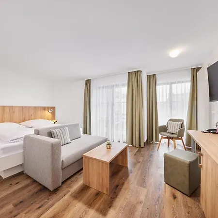 Garni Gaestehaus Am Muehlbach 3*